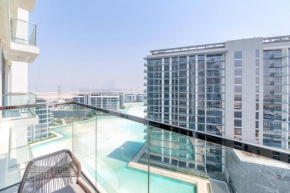 Modern 1BR for 4 with Breathtaking Lagoon Views